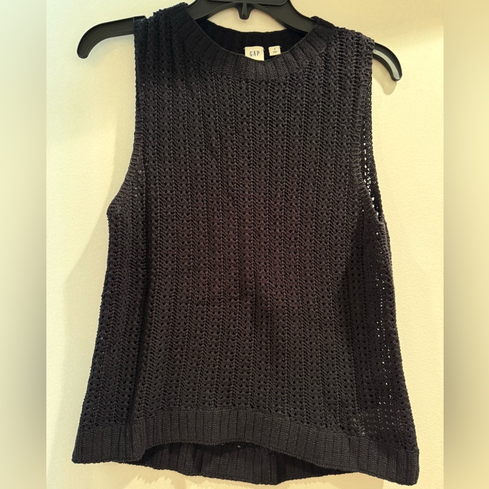 GAP Black Cable Pattern Sleeveless Sweater